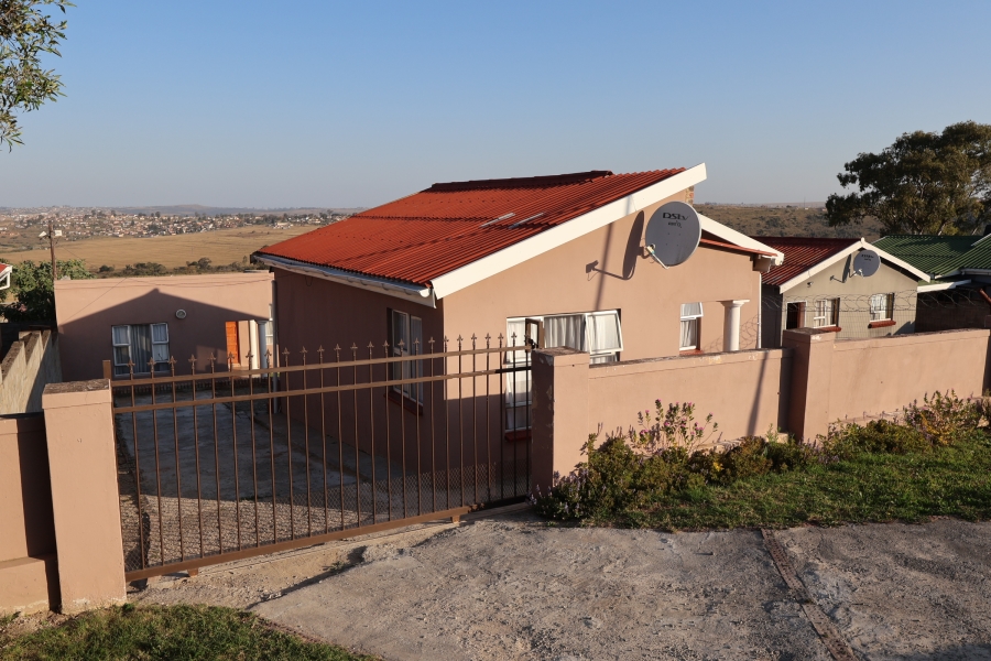 2 Bedroom Property for Sale in Breidbach SH Eastern Cape